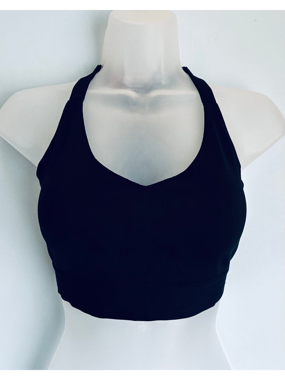 Victoria Sport Incredible Ultra Light Bralette Black Medium NWOT